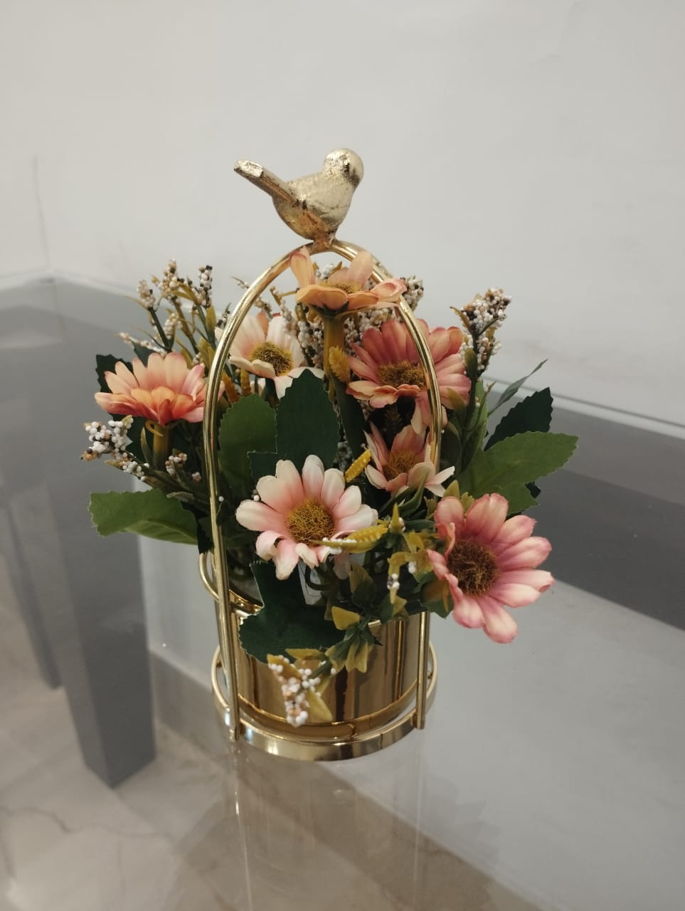 Table Top Flower Sparrow Vase - Image 3