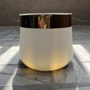 Plastic pot with golden strip (white,black)