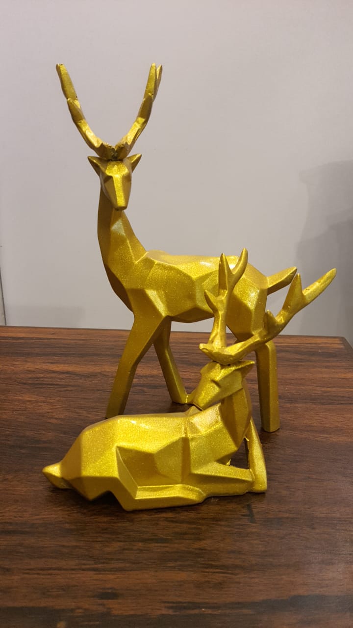 deer set resin golden black white