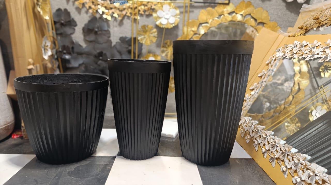 Ribbed Silhouette Fiber planter 20/12 inch - Image 2