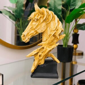 Horse sculpture