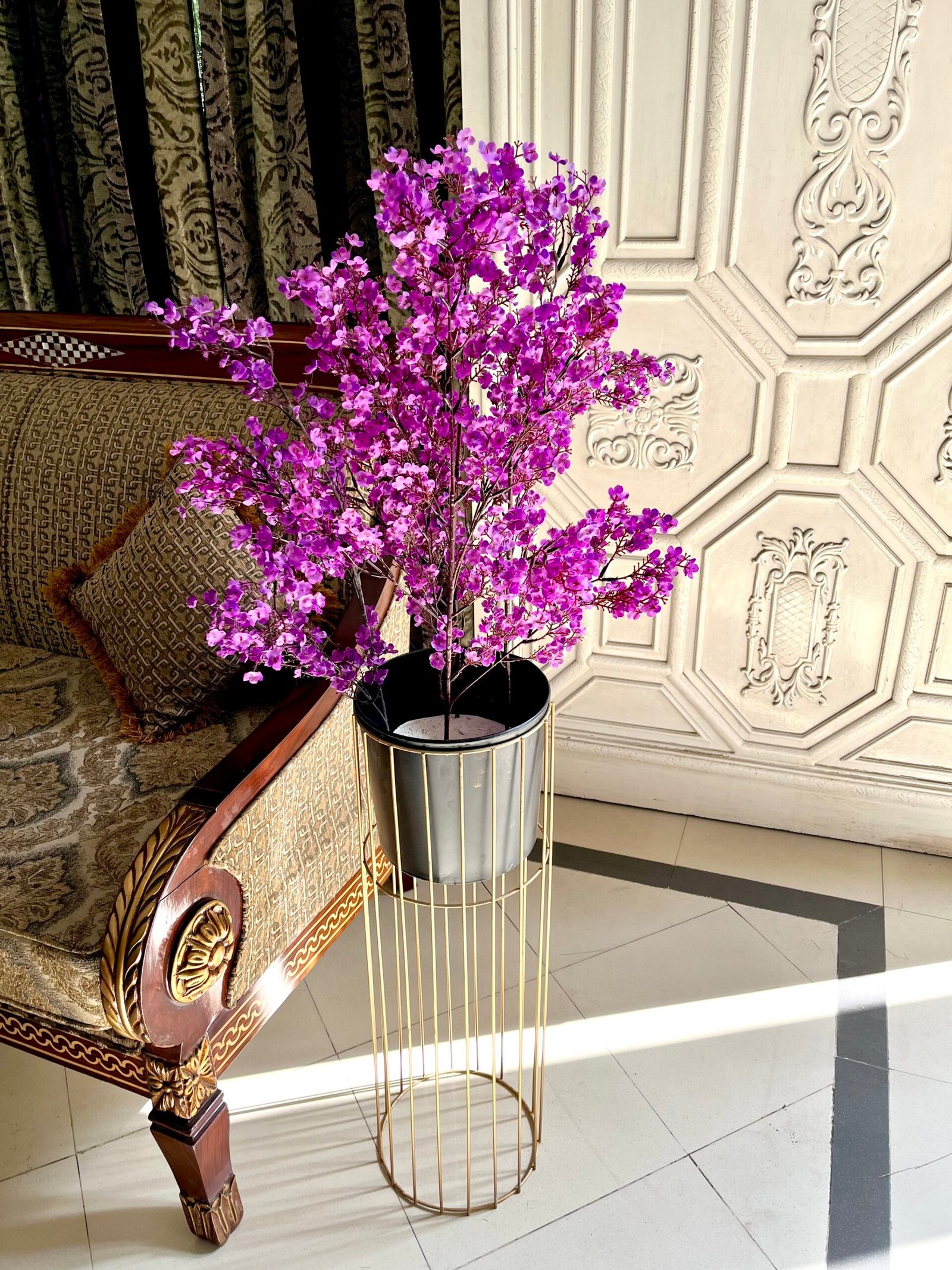 Cherry blossom purple with metal stand - Image 3