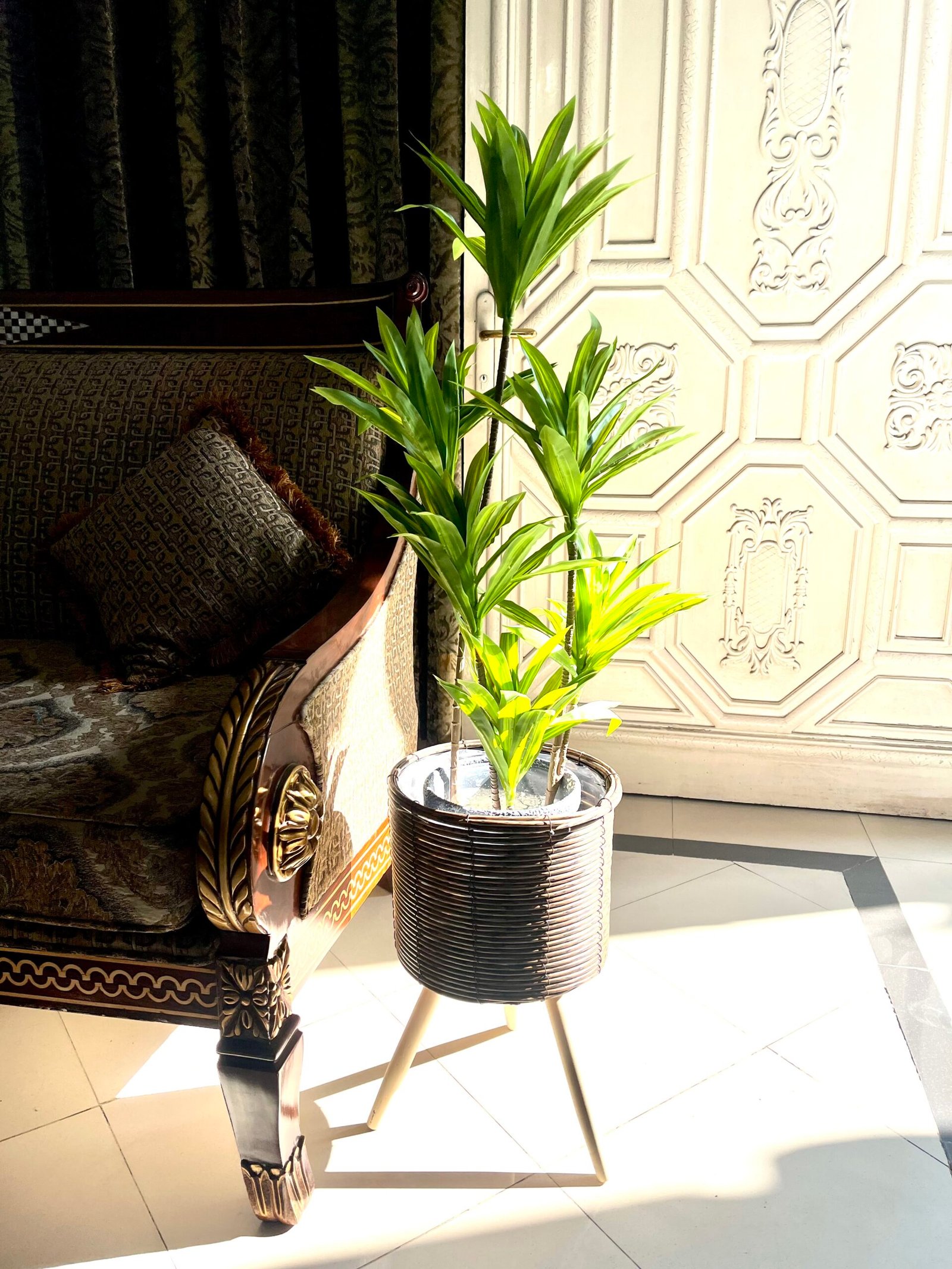 Artificial dracaena plant( 3 stems) with wooden tripod stand - Image 2