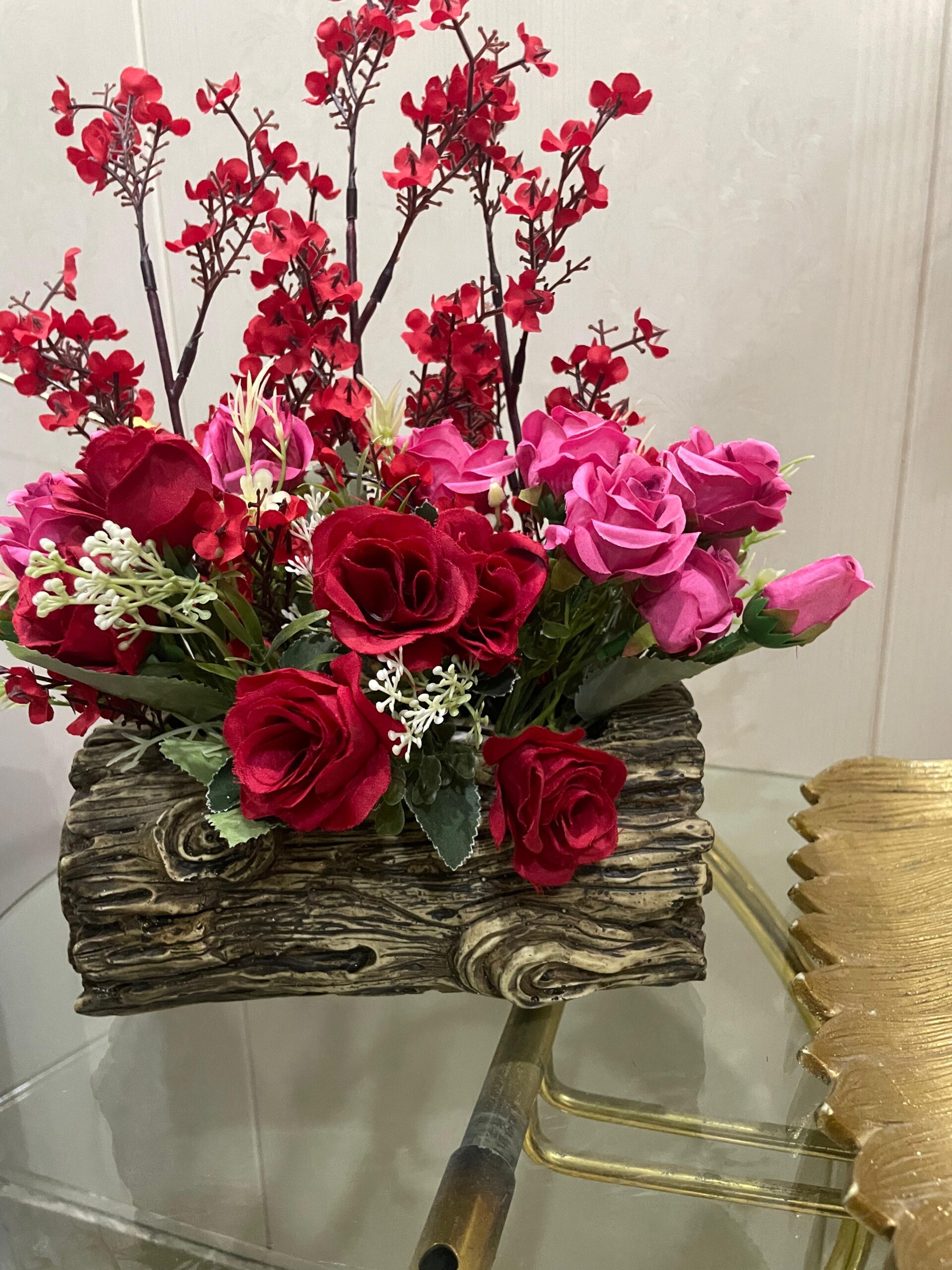 Flowers with wooden vase - Image 2