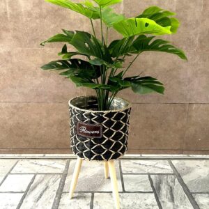 Artisan Leaf Tripod