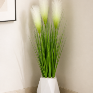 Luxe Pampas Corner Decor